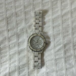 White on white Akribos women’s watch